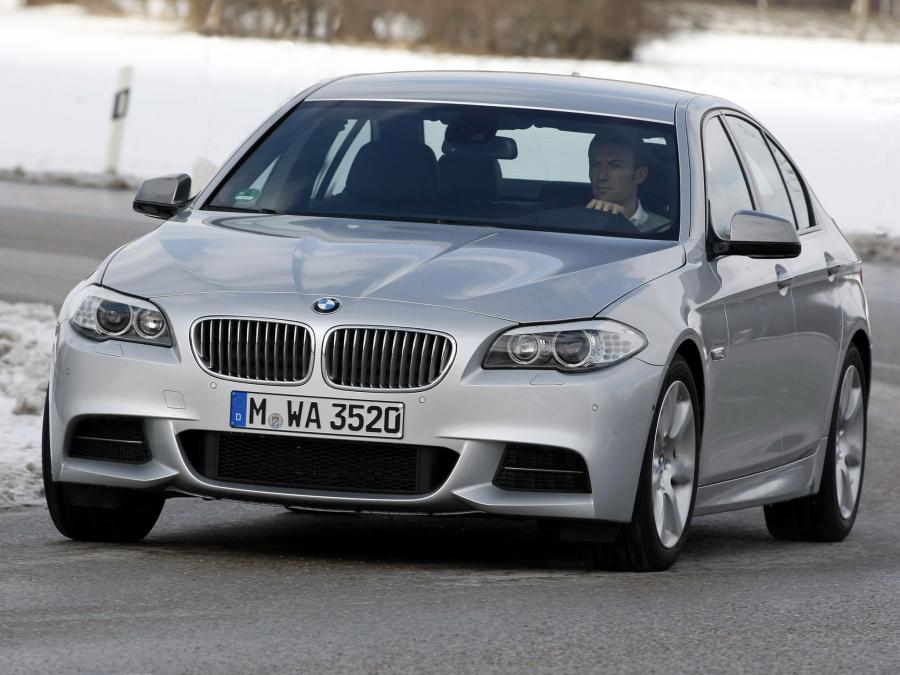  BMW M550d xDrive Sedan 2012 года  (фото 10 из 16)
